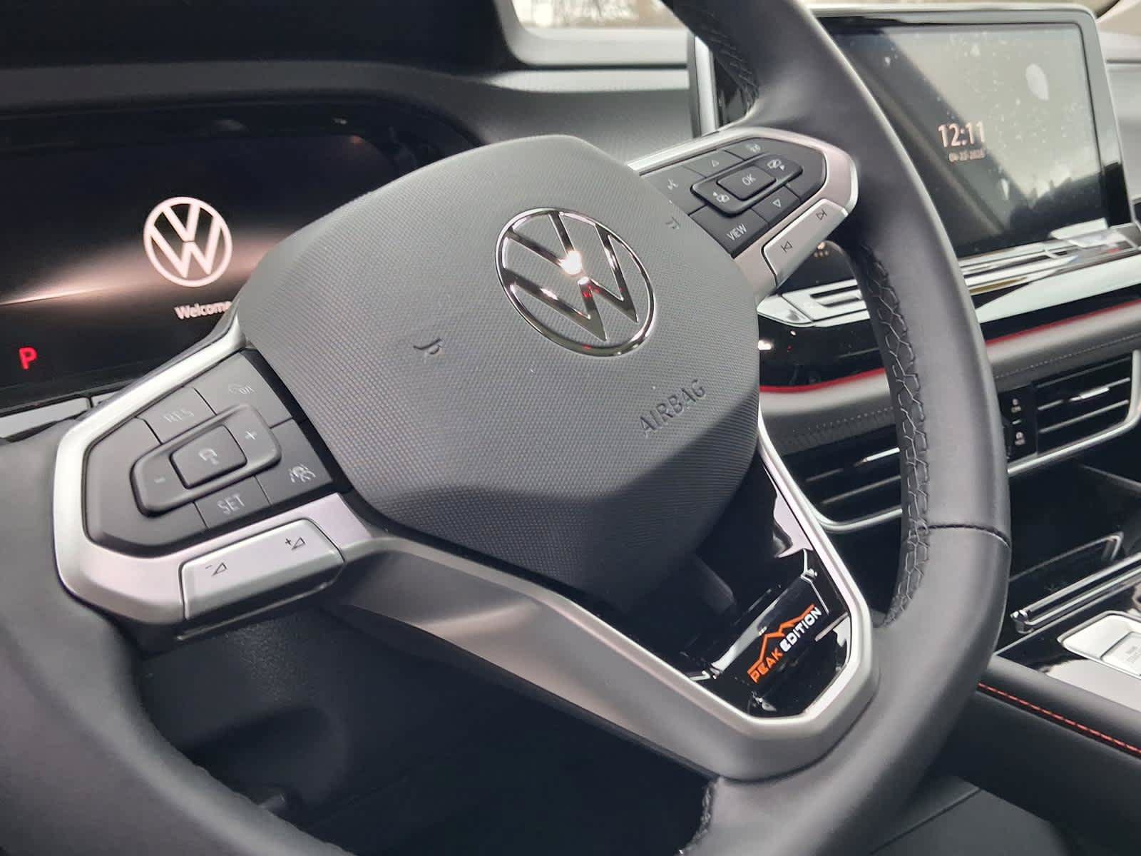 New 2026 Volkswagen Atlas Peak Edition AWD/4WD image 18