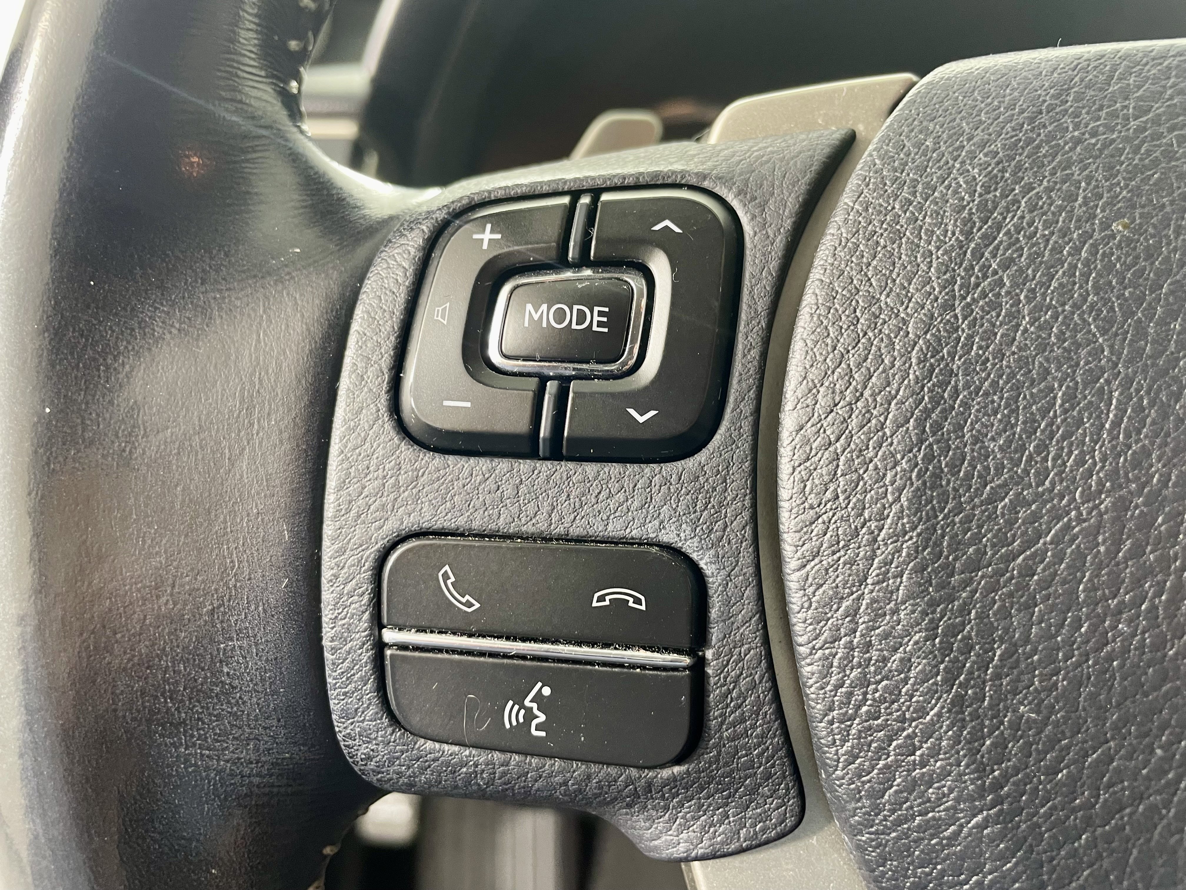 Used 2018 Lexus IS 300 w/ Accessory Package 2 image 18