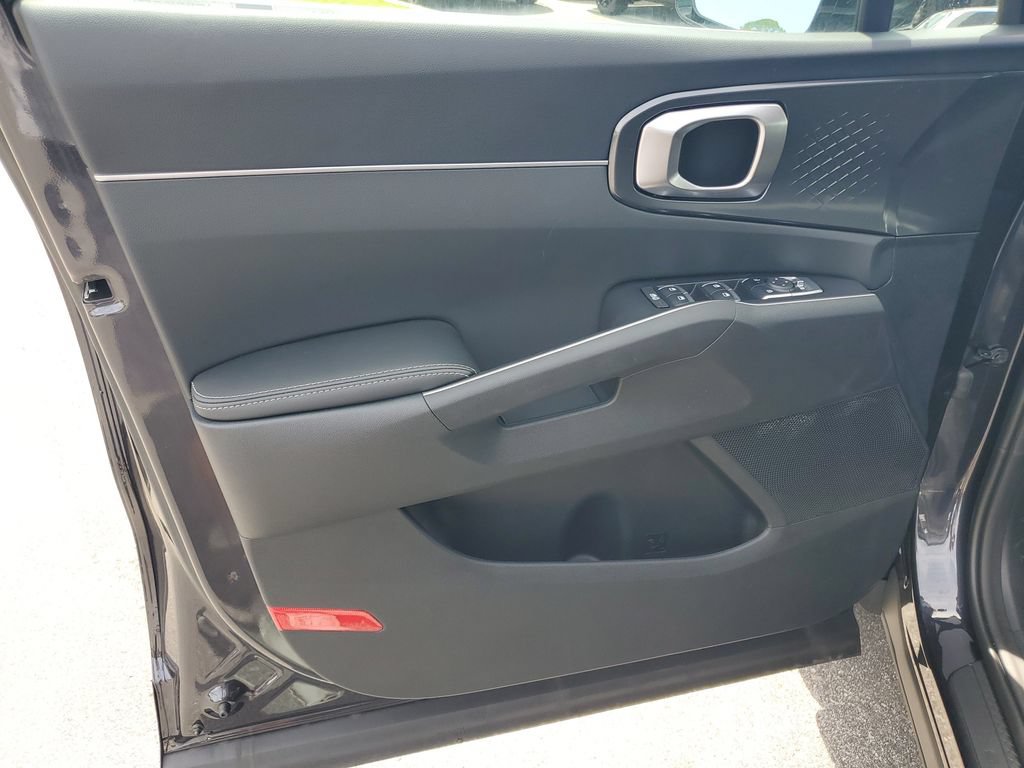 New 2026 Kia Sorento S AWD/4WD image 8