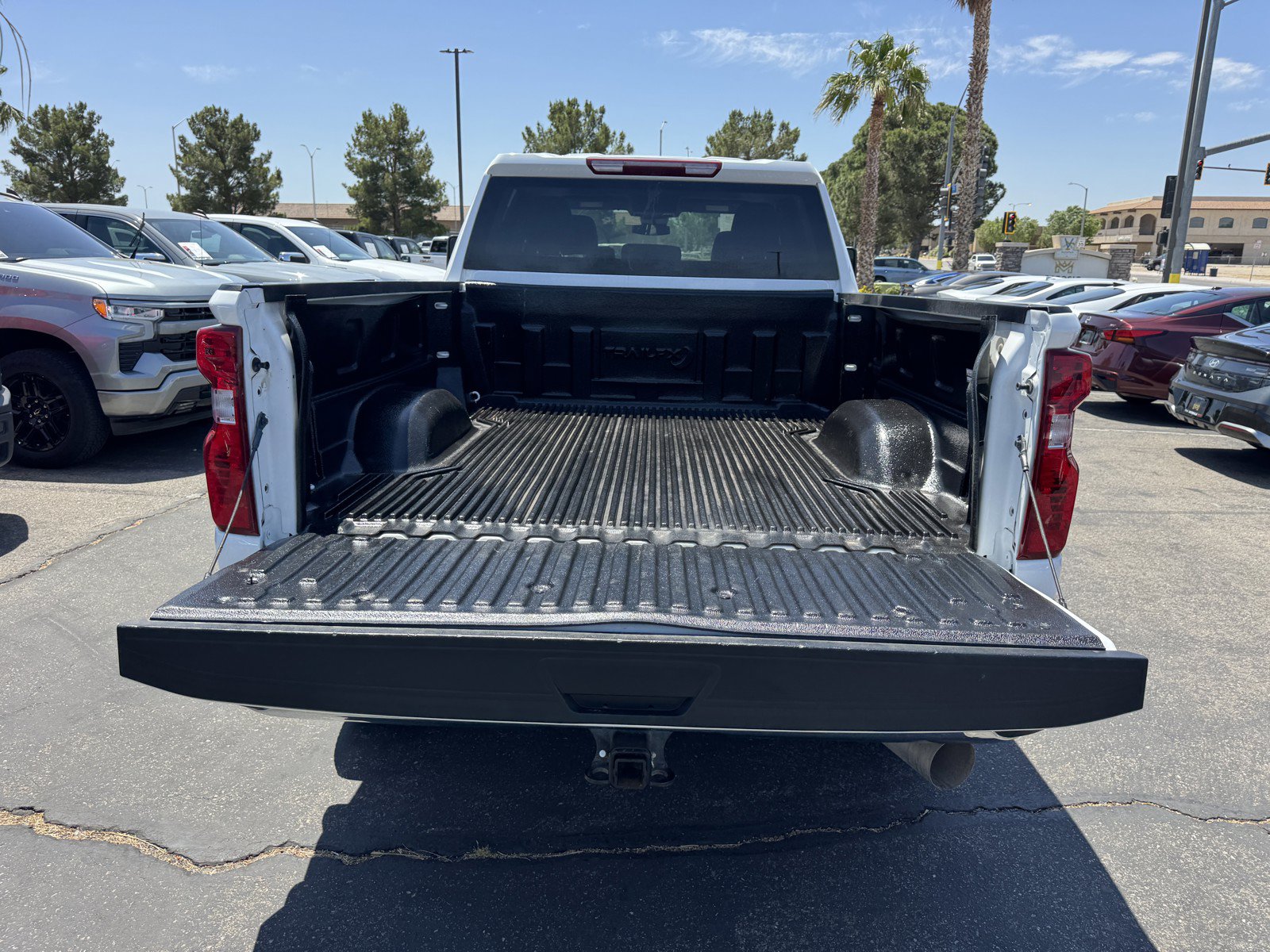 Used 2024 Chevrolet Silverado 2500 LT AWD/4WD image 12