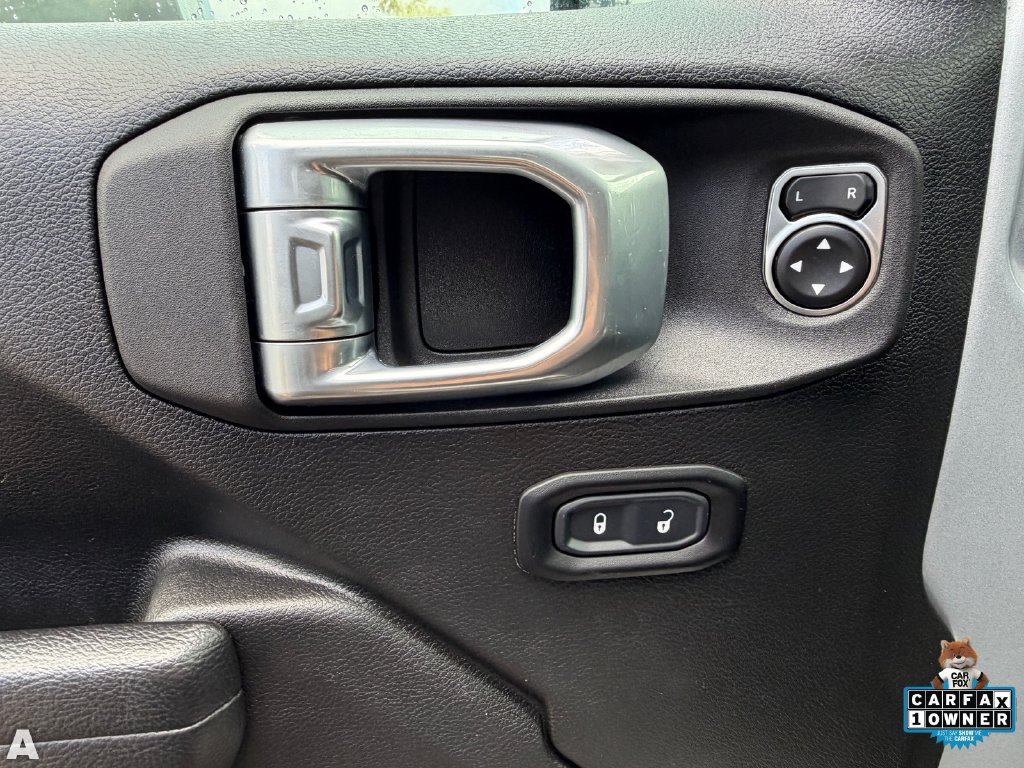 Used 2023 Jeep Wrangler Unlimited AWD/4WD image 6