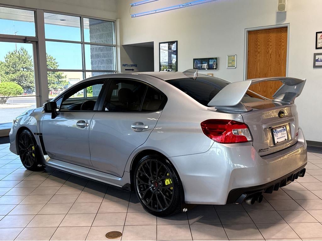 Used 2019 Subaru WRX STI AWD/4WD image 9