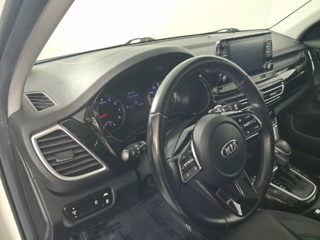 Used 2021 Kia Seltos EX AWD/4WD image 24
