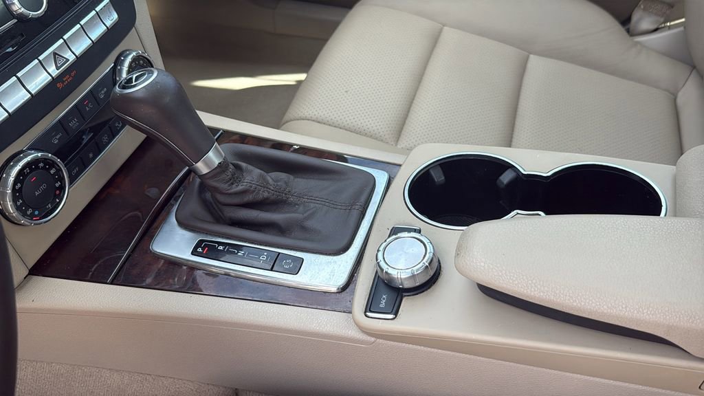 Used 2012 Mercedes-Benz C 250 Sedan image 37