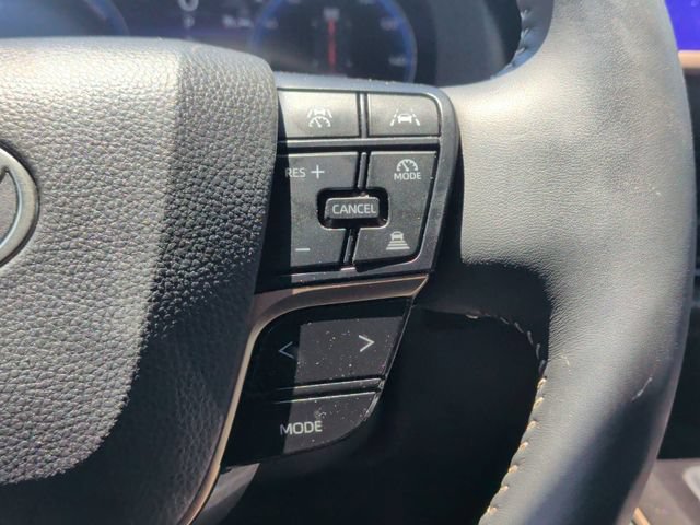 Used 2024 Toyota Crown Platinum AWD/4WD image 20