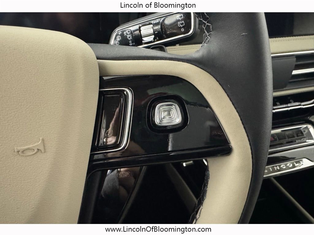 New 2026 Lincoln Corsair Premiere image 26