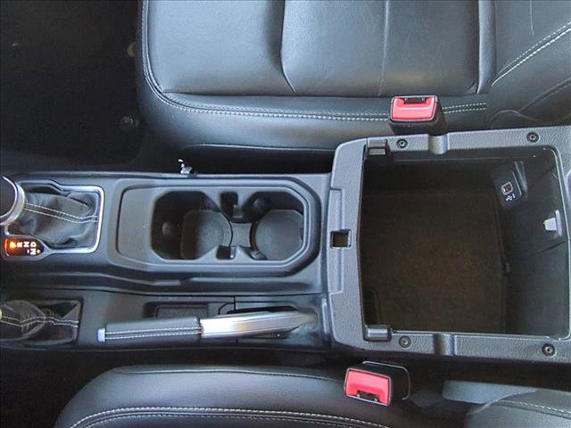 Used 2020 Jeep Gladiator Overland image 15