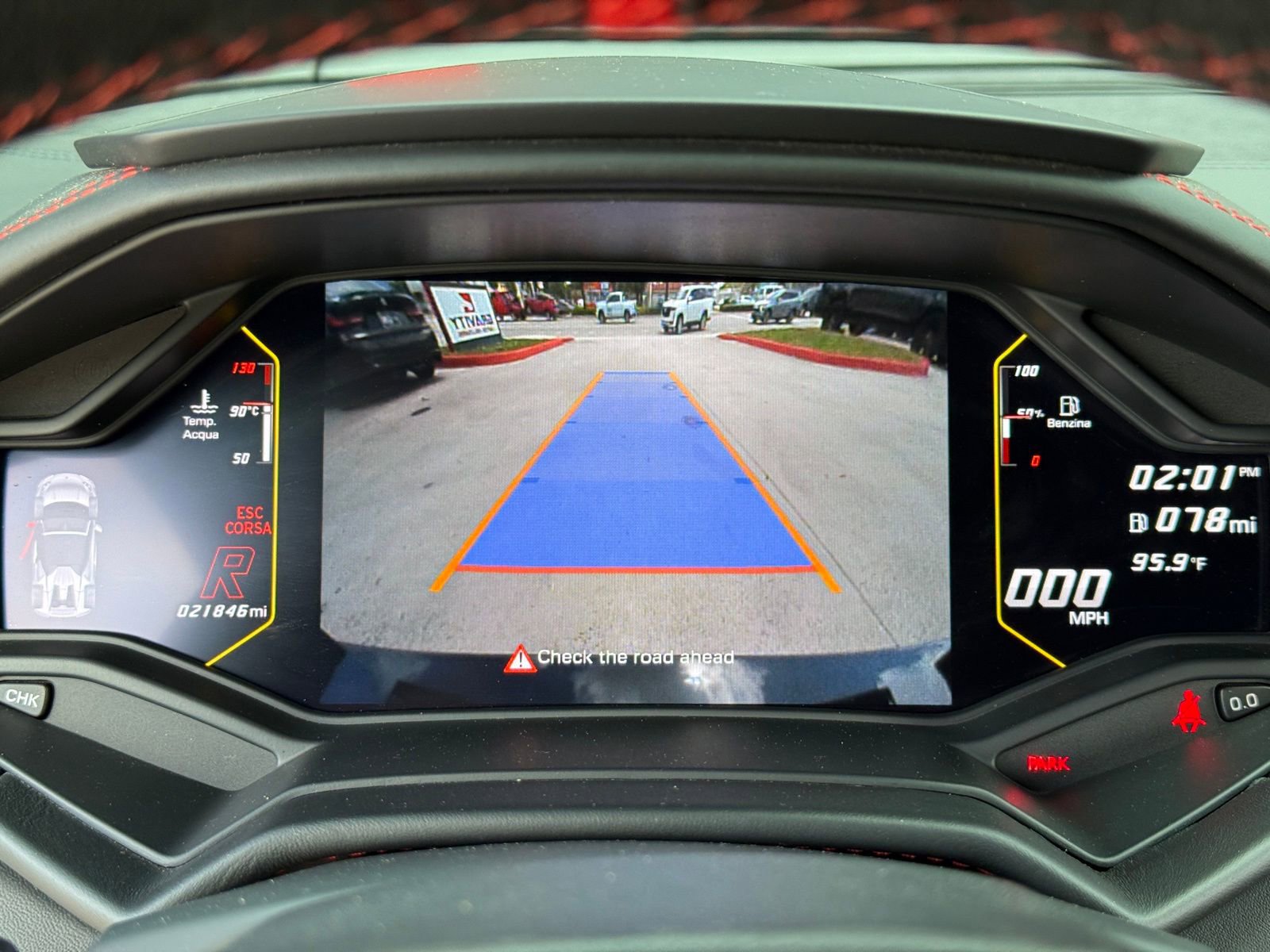 Used 2020 Lamborghini Huracan EVO image 26