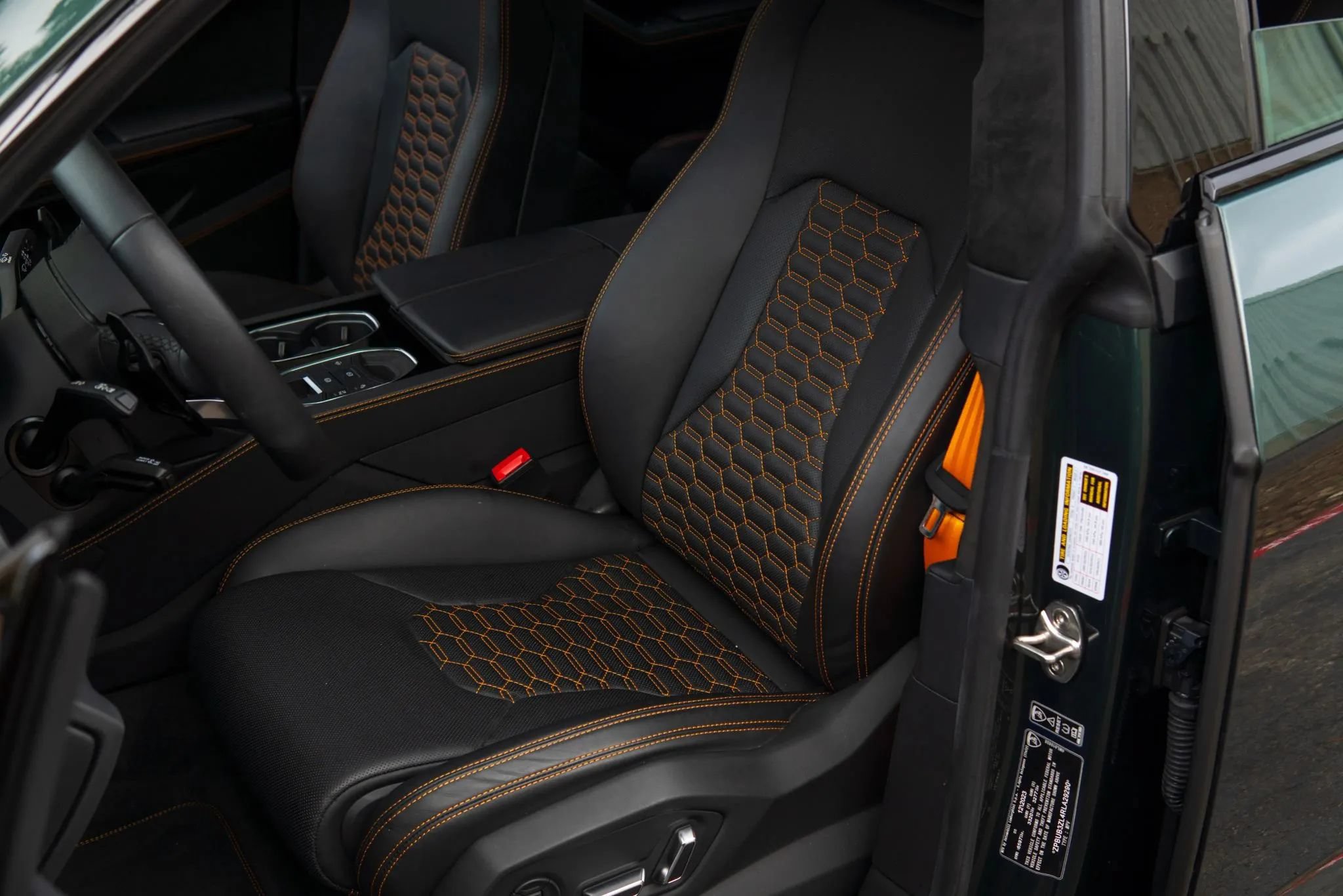 Used 2024 Lamborghini Urus S AWD/4WD image 17