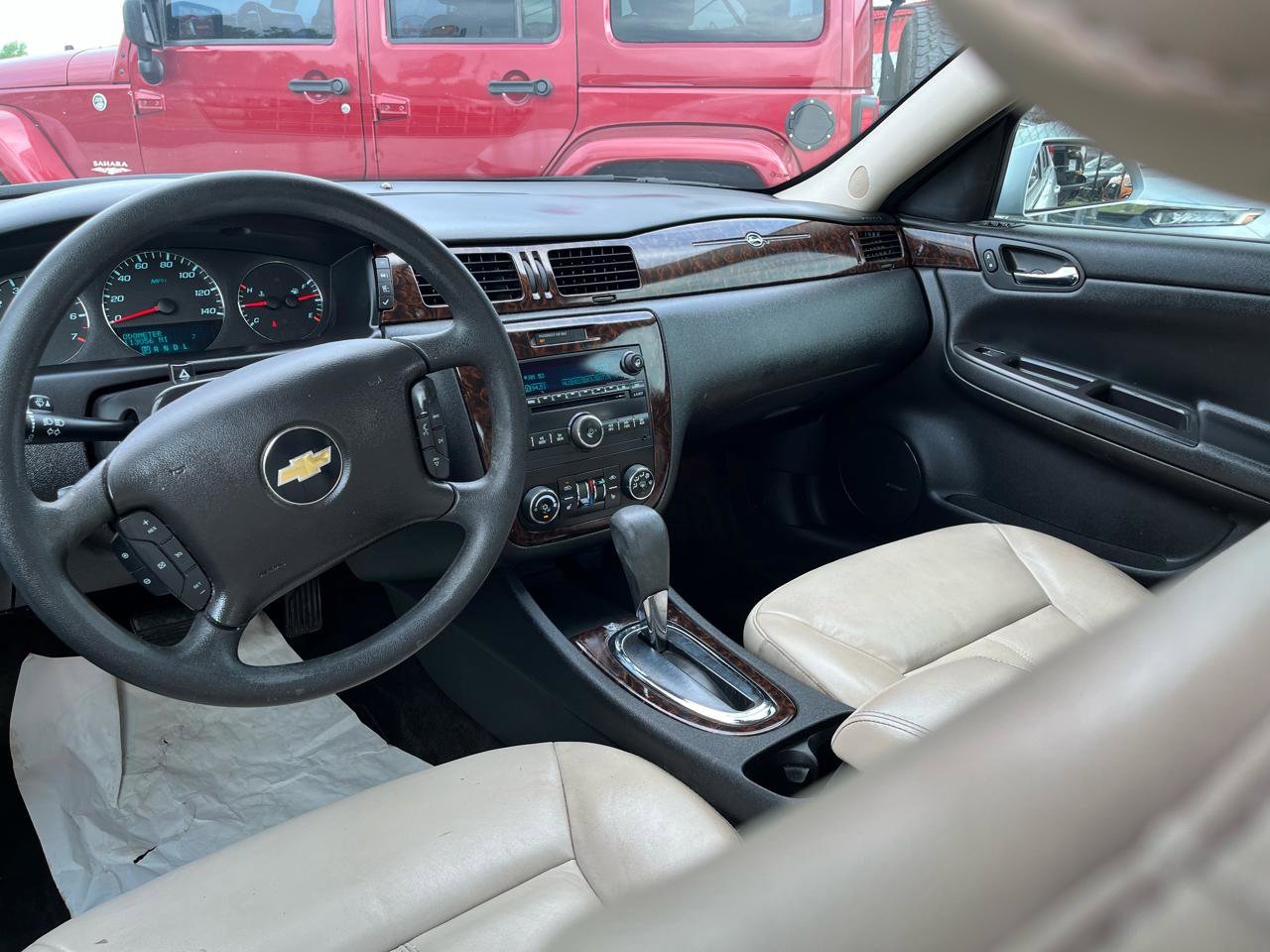 Used 2015 Chevrolet Impala LTZ FWD image 9