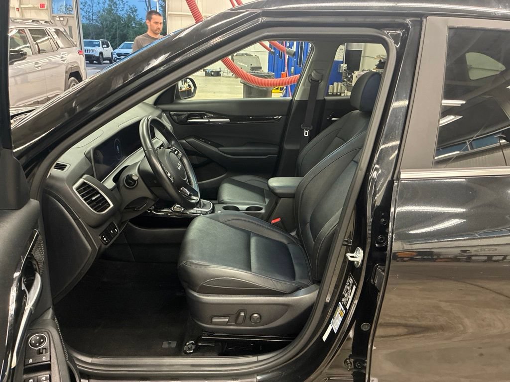 Certified 2024 Kia Seltos EX AWD/4WD image 20