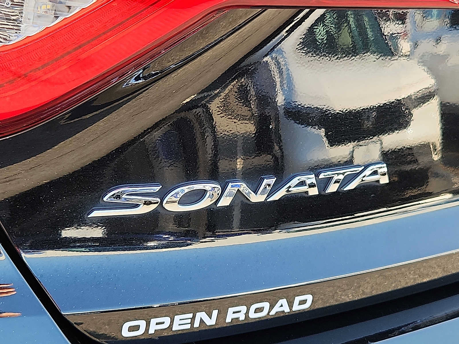 Used 2017 Hyundai Sonata Limited w/ Ultimate Package 04 FWD image 30