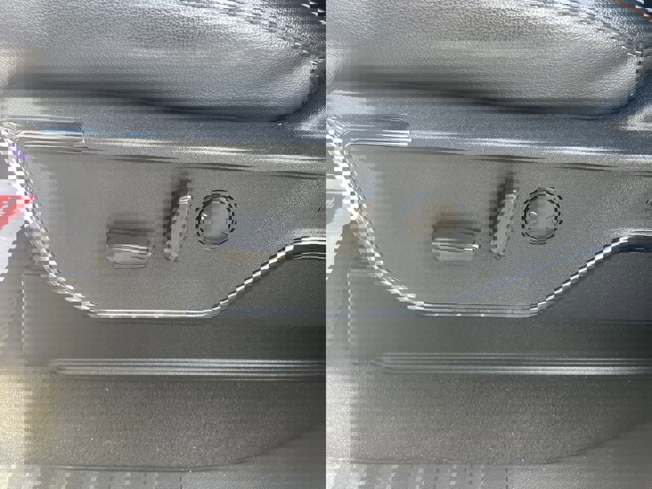 Used 2024 Ford F250 Lariat image 28