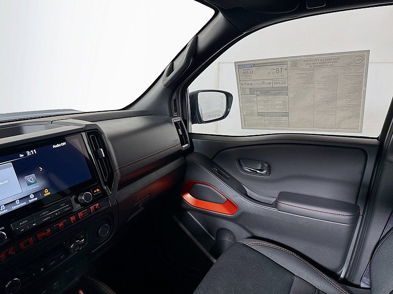 New 2025 Nissan Frontier PRO-4X image 22