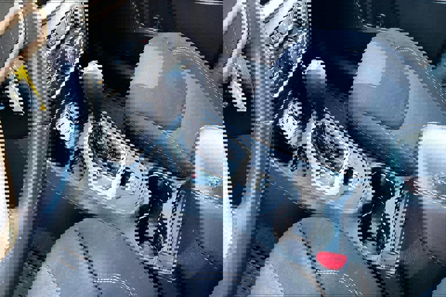 Used 2017 Jeep Cherokee Latitude w/ Safety/Convenience Group image 15