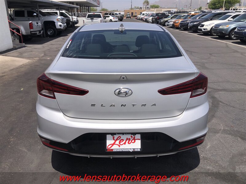 Used 2019 Hyundai Elantra SEL w/ Cargo Package FWD image 7