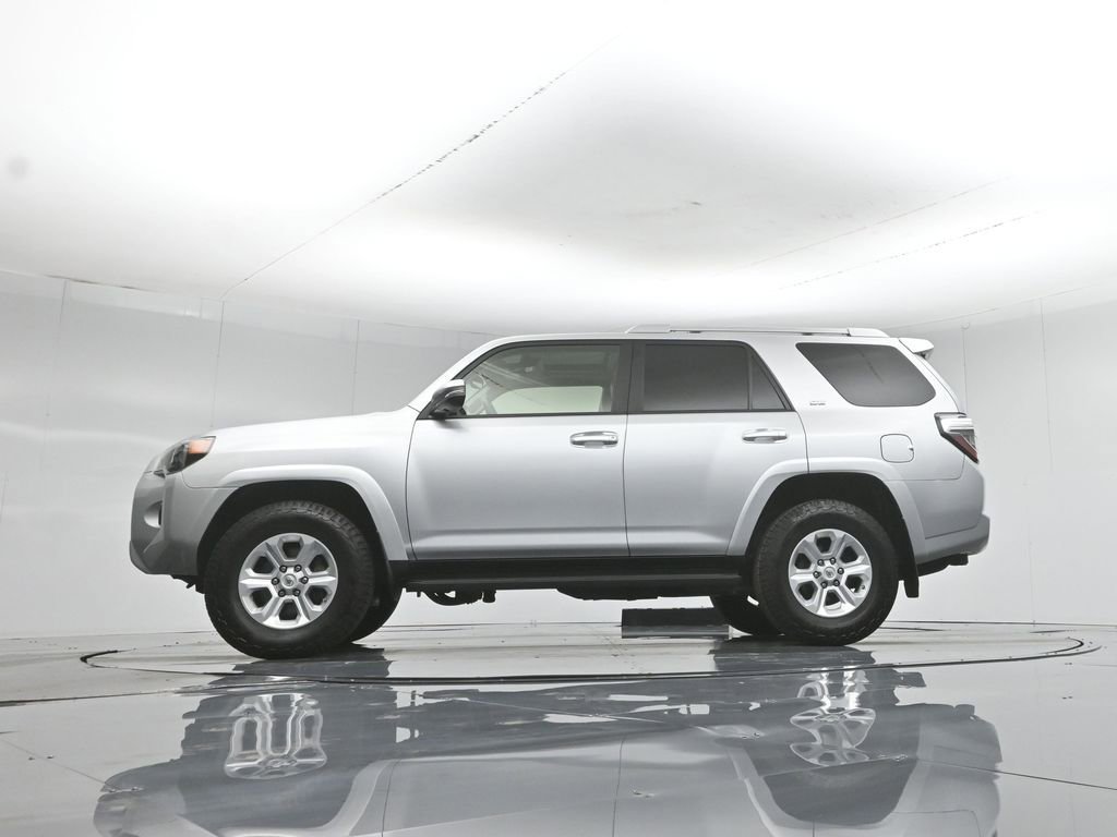 Used 2018 Toyota 4Runner SR5 Premium RWD image 55