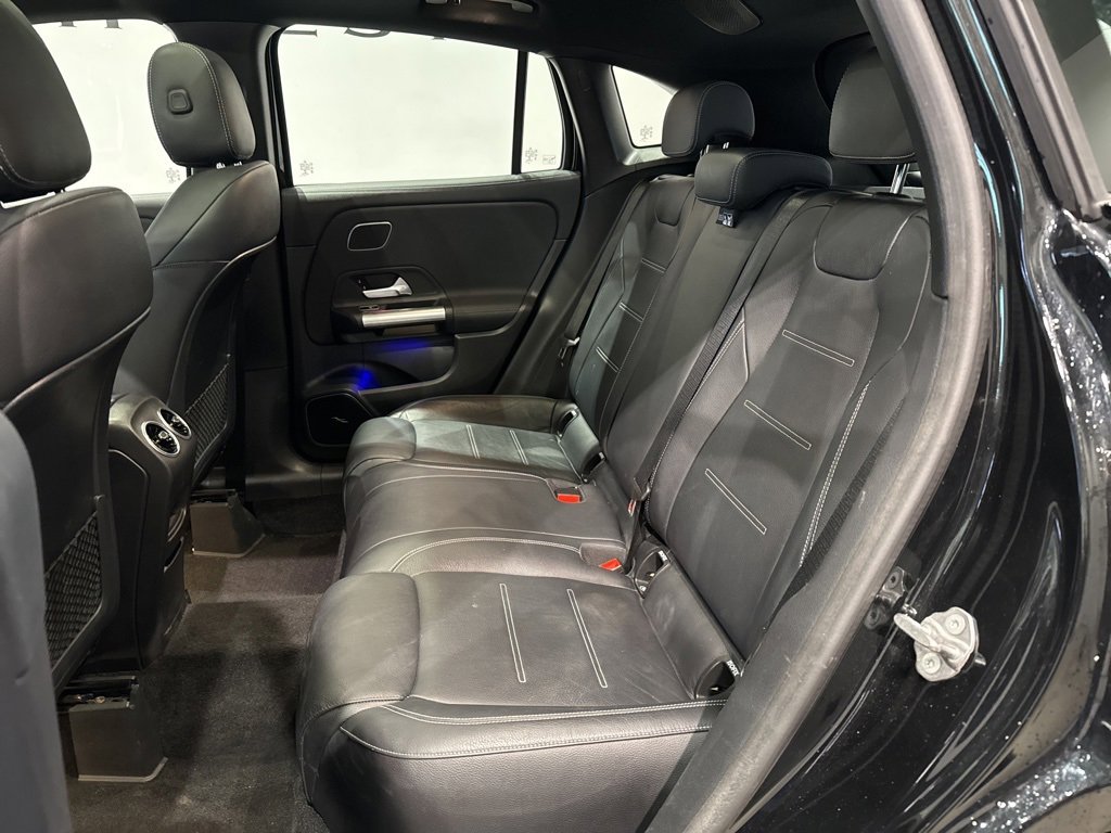 Used 2021 Mercedes-Benz GLA 35 AMG 4MATIC image 31