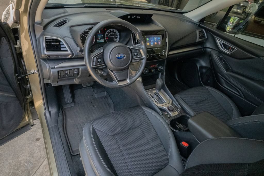Used 2024 Subaru Forester Premium AWD/4WD image 9