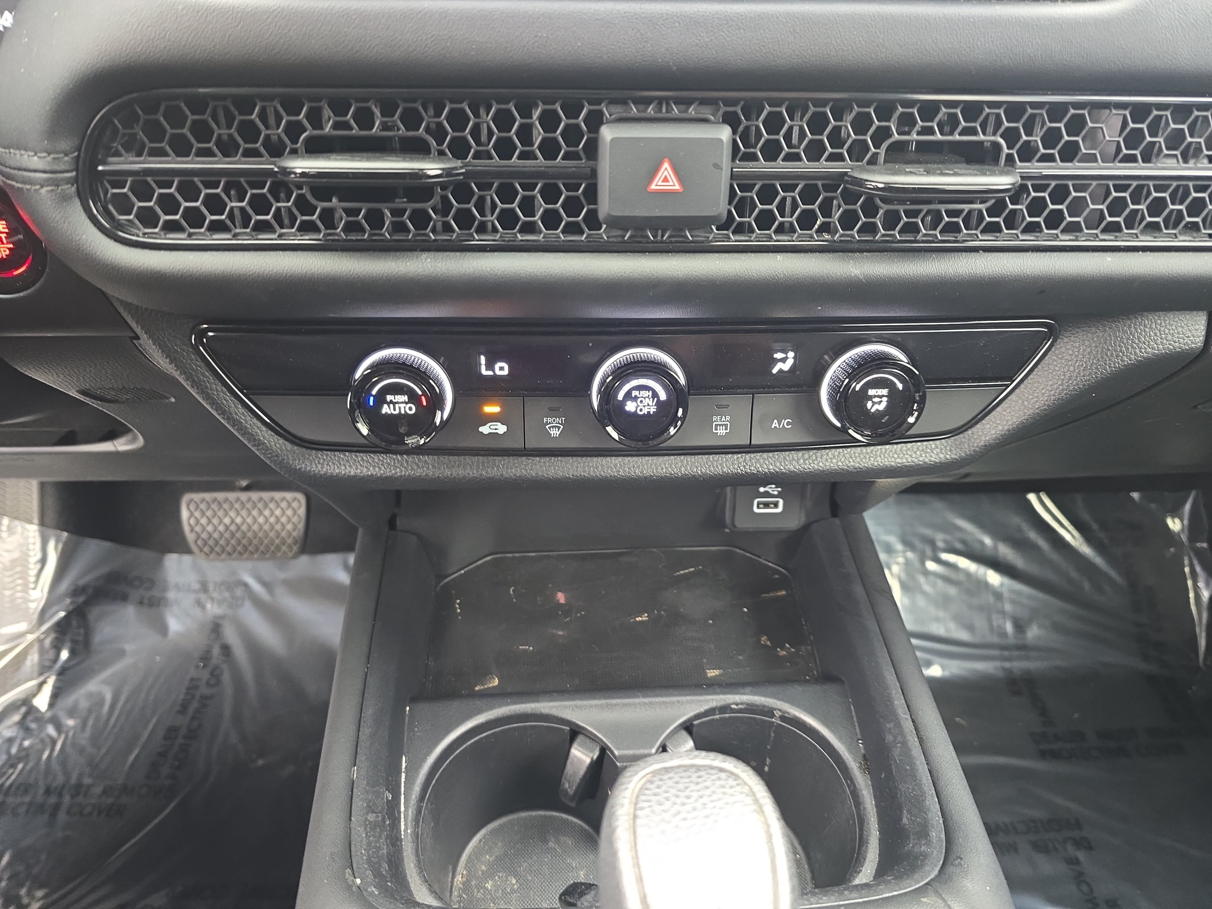 Used 2023 Honda HR-V LX image 23