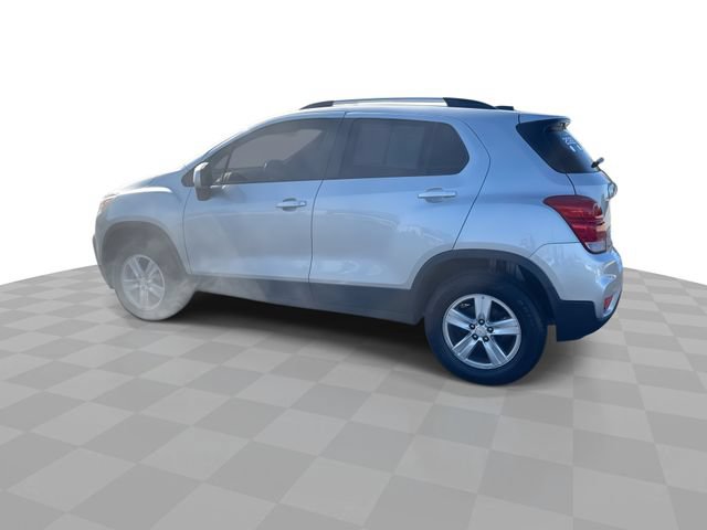 Certified 2022 Chevrolet Trax LT w/ LT Convenience Package AWD/4WD image 7