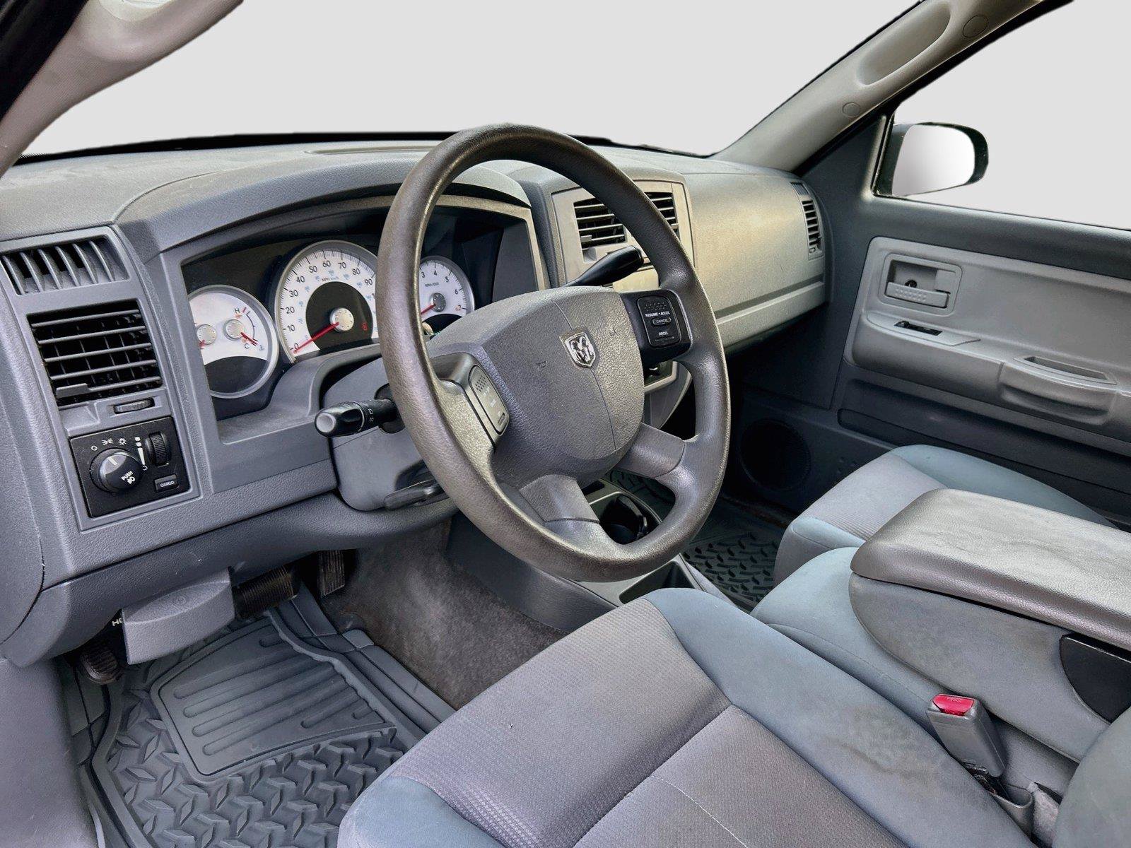 Used 2005 Dodge Dakota SLT RWD image 24