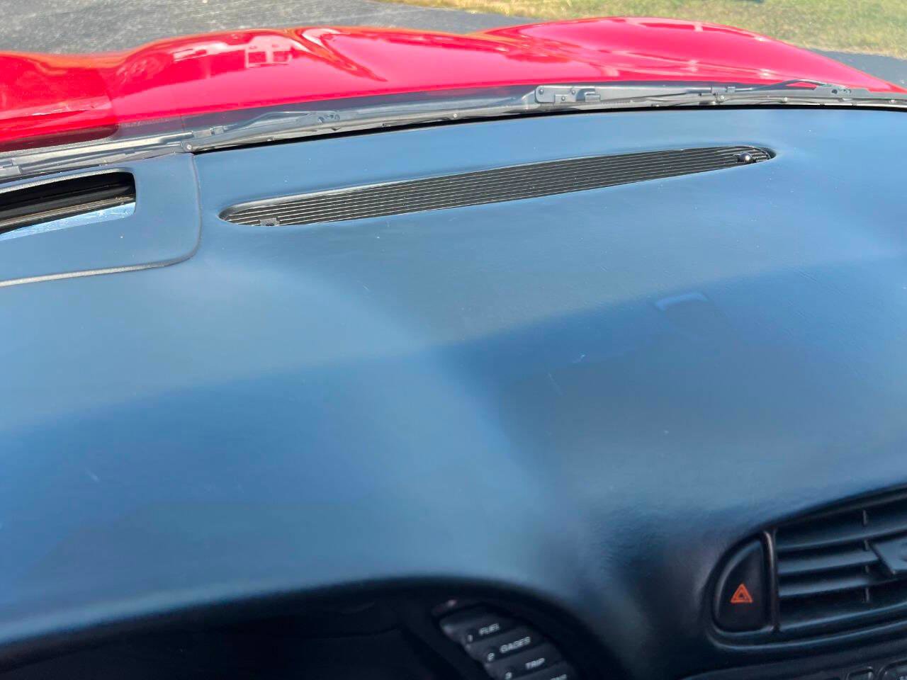 Used 2002 Chevrolet Corvette Convertible w/ Preferred Equipment Group2 RWD image 25