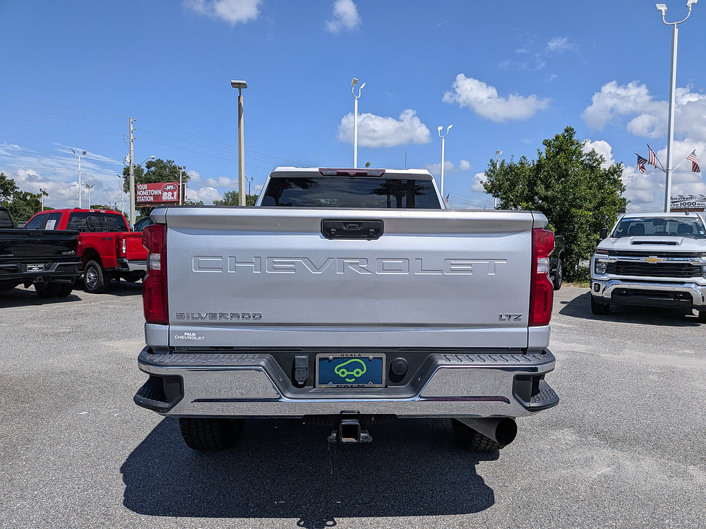 Used 2022 Chevrolet Silverado 2500 LTZ w/ Gooseneck/5TH Wheel Package AWD/4WD image 4