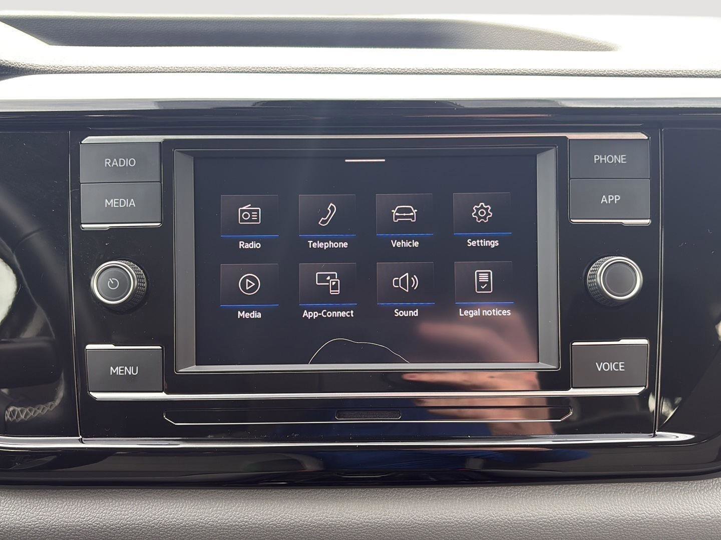 Used 2024 Volkswagen Taos S w/ MDO Package image 17