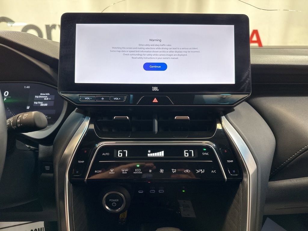 Used 2024 Toyota Venza Limited image 29