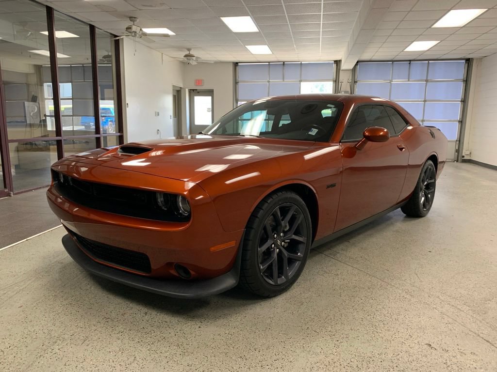 Certified 2023 Dodge Challenger R/T w/ Blacktop Package RWD image 4