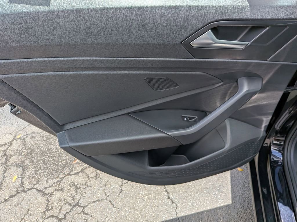 Used 2025 Volkswagen Jetta S FWD image 23