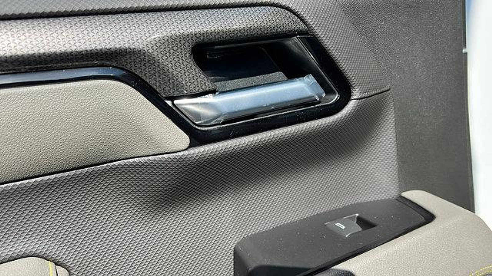 New 2026 Chevrolet Silverado 1500 ZR2 image 14