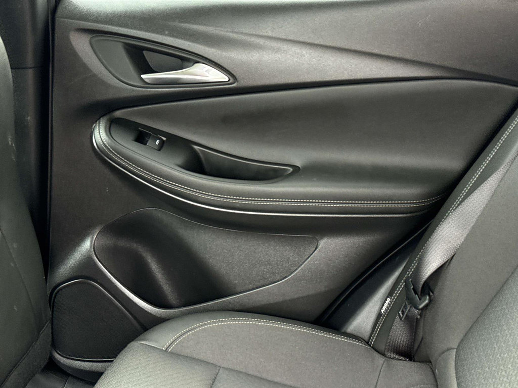Used 2025 Buick Encore GX Preferred FWD image 11