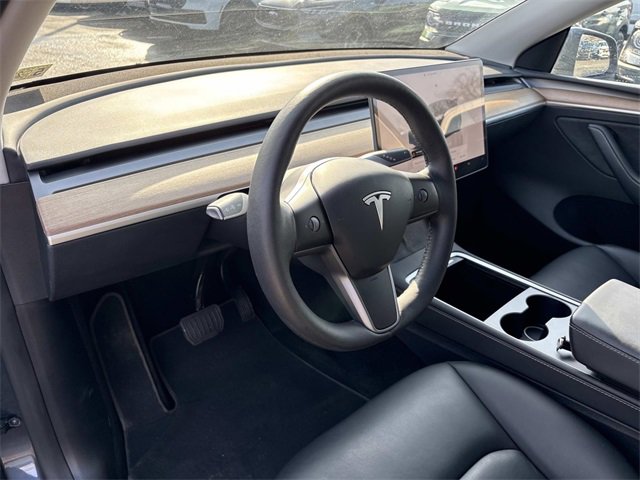 Used 2024 Tesla Model Y Long Range image 28