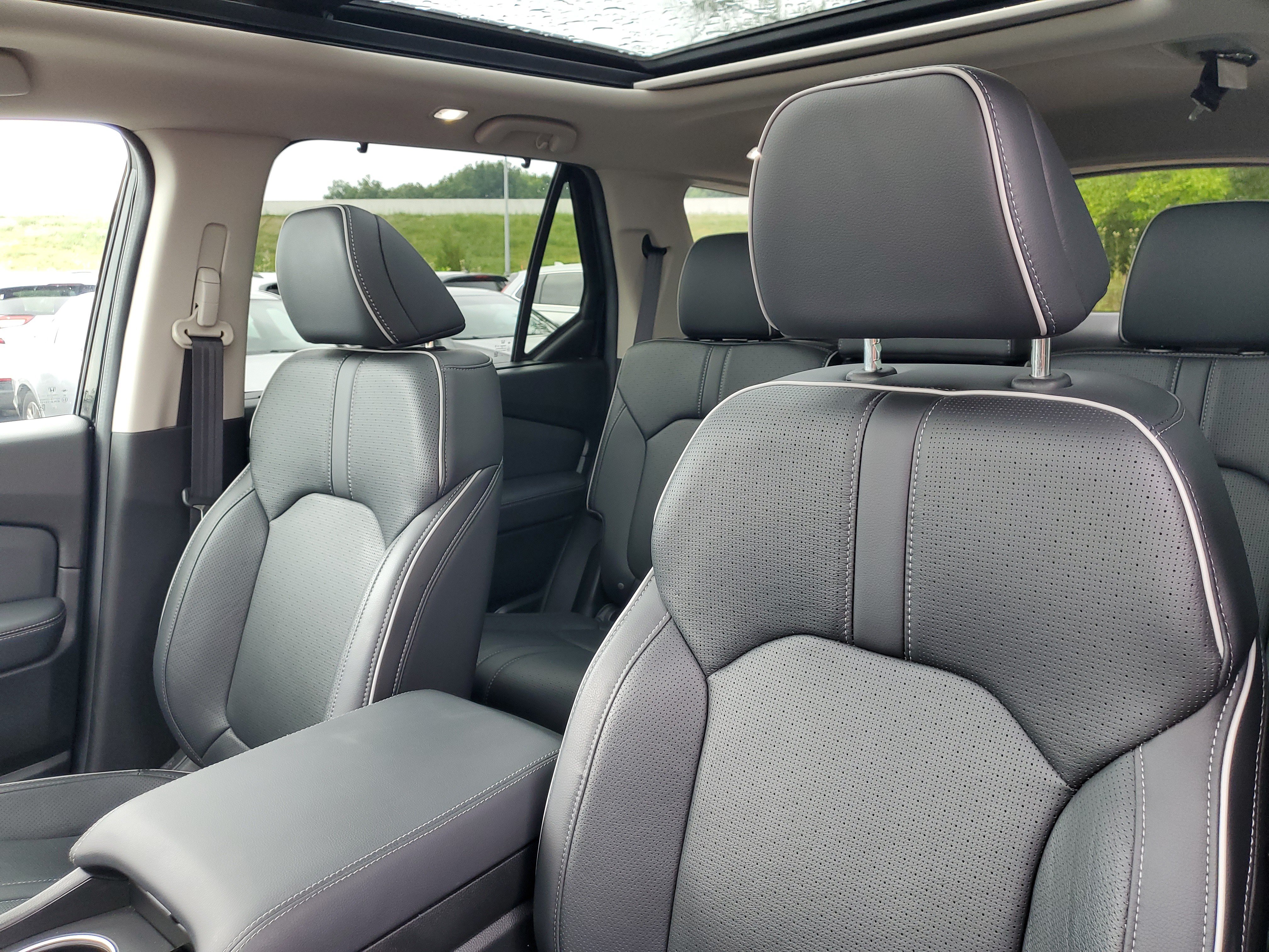 Certified 2025 Honda Pilot Elite image 14