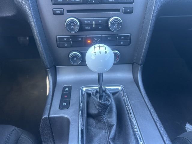 Used 2010 Ford Mustang GT RWD image 13