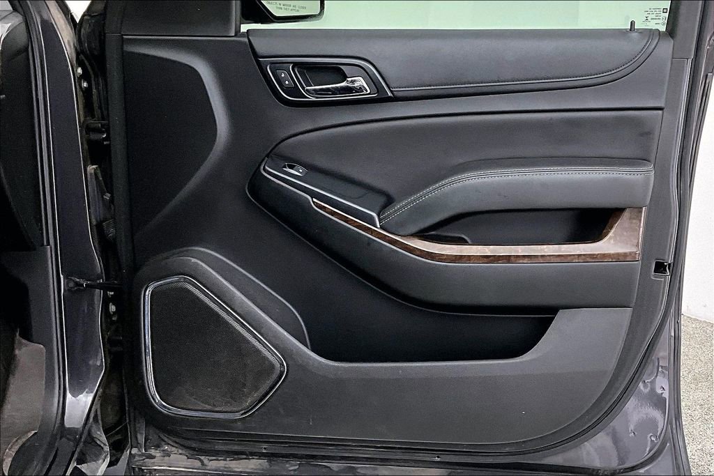Used 2018 Chevrolet Suburban LS image 26