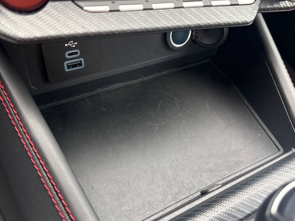 Used 2025 Ford Mustang GT Premium image 33