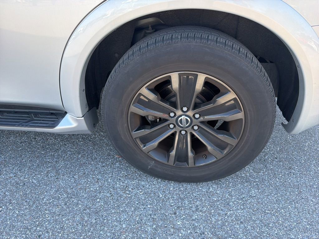 Used 2019 Nissan Armada Platinum image 8