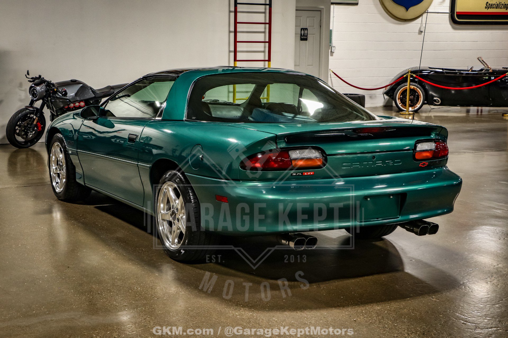 Used 1997 Chevrolet Camaro Z28 w/ Preferred Equipment Group 2 RWD image 7