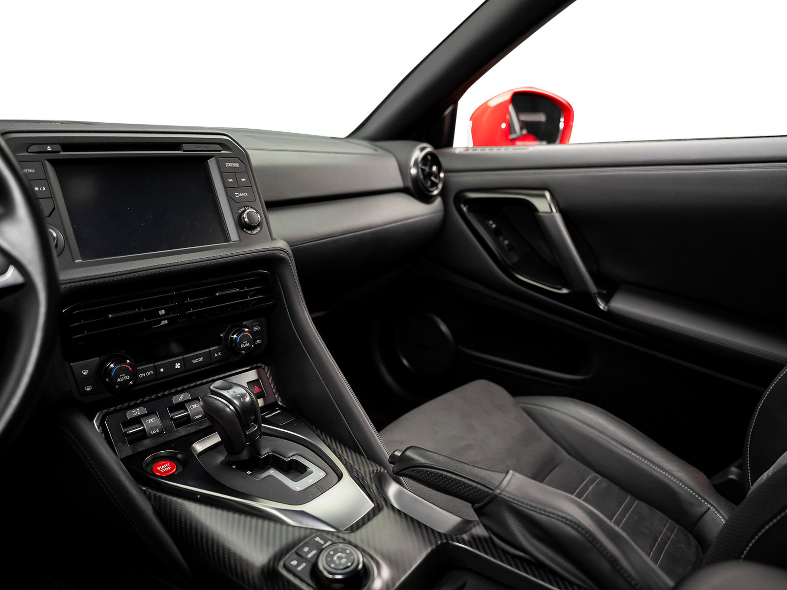 Used 2023 Nissan GT-R Premium AWD/4WD image 44