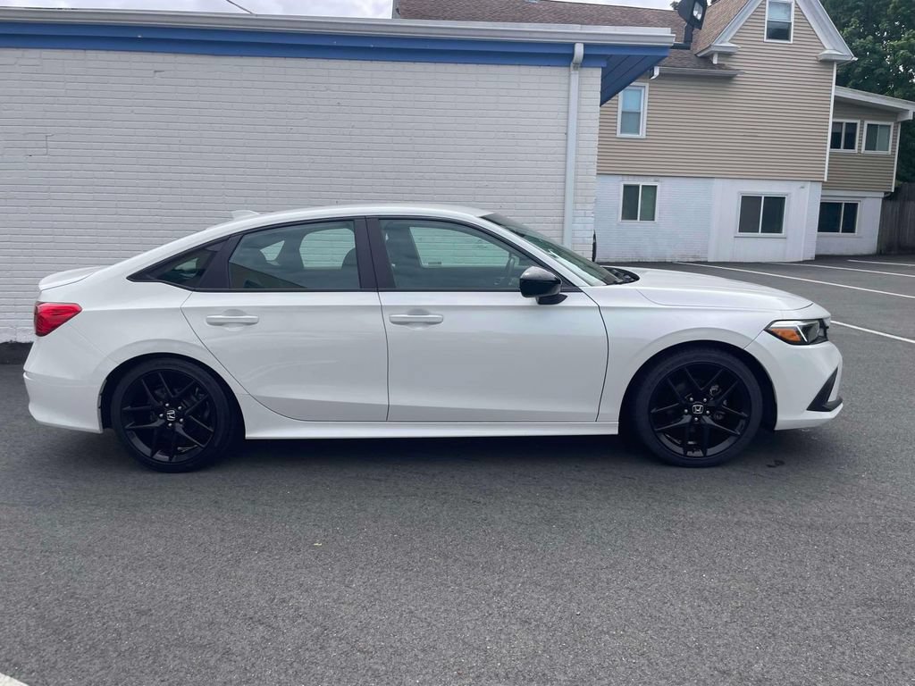 Used 2023 Honda Civic LX image 4