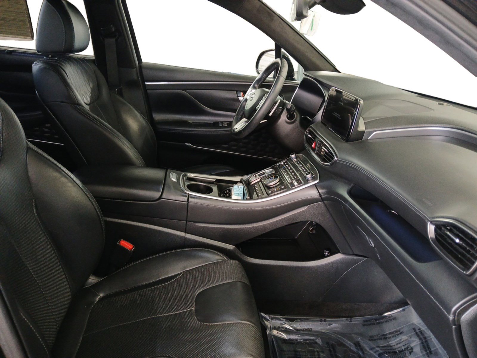 Used 2023 Hyundai Santa Fe Calligraphy image 15