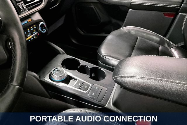 Used 2022 Ford Escape SEL w/ Equipment Group 302A AWD/4WD image 24