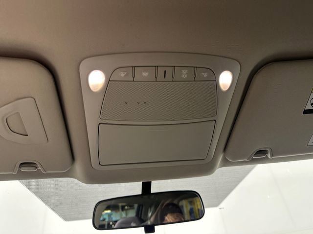 Used 2016 Nissan Rogue SV image 24