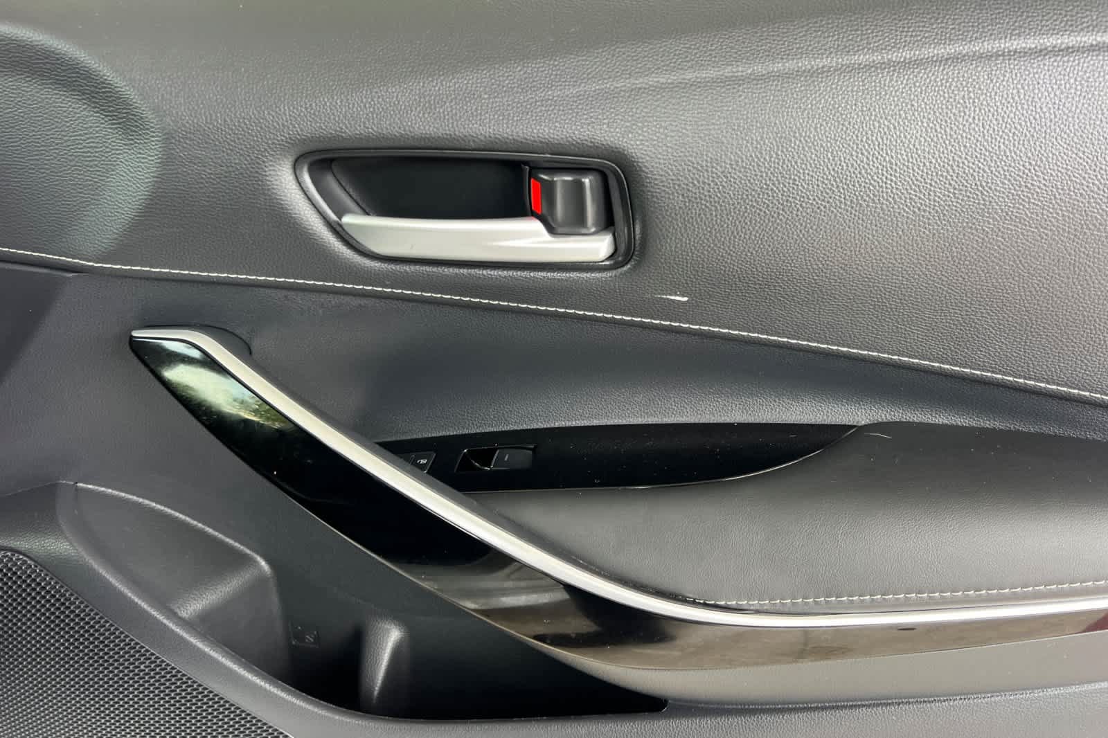 Certified 2022 Toyota Corolla XSE FWD image 18