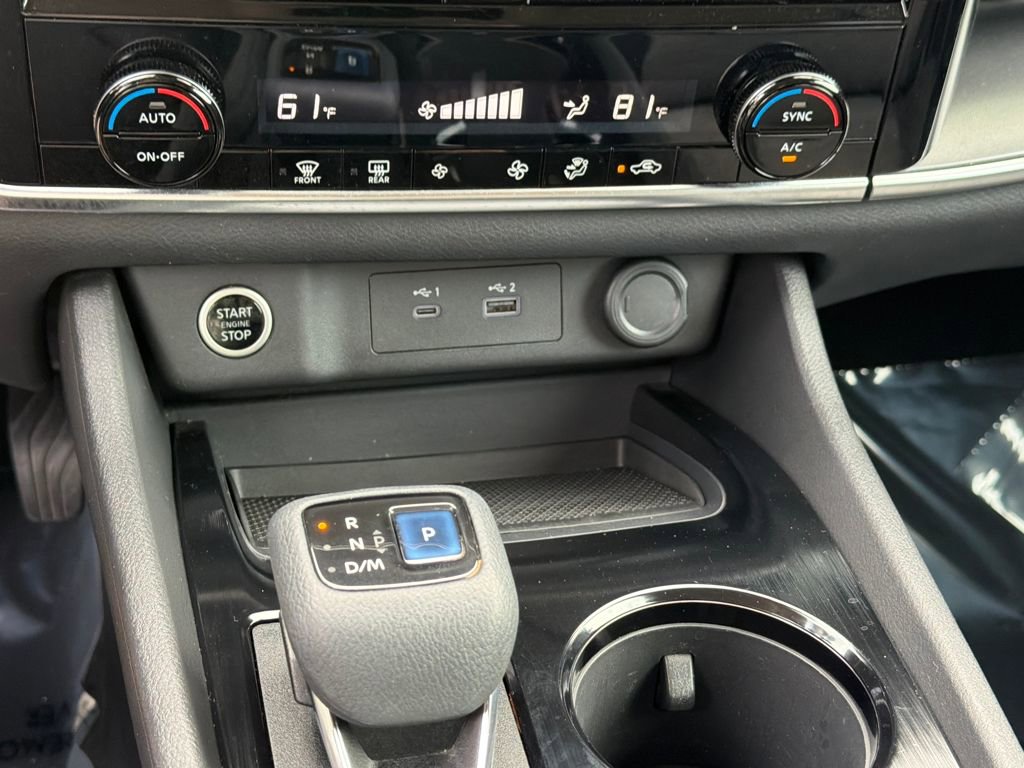 Used 2021 Nissan Rogue SV image 29
