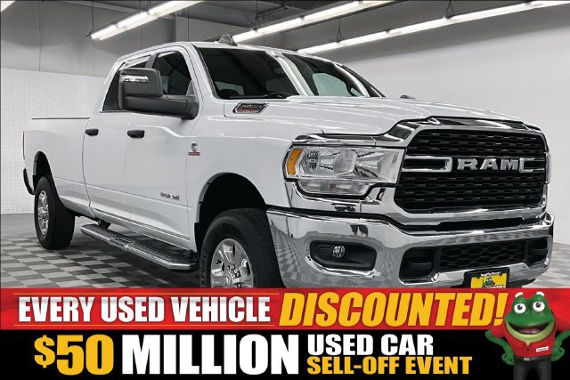 Used 2024 RAM 3500 Big Horn AWD/4WD image 1