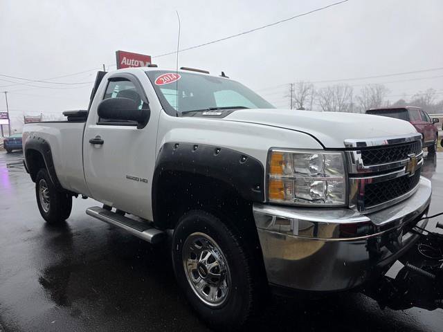 Used 2014 Chevrolet Silverado 2500 W/T w/ Snow Plow Prep Package image 3